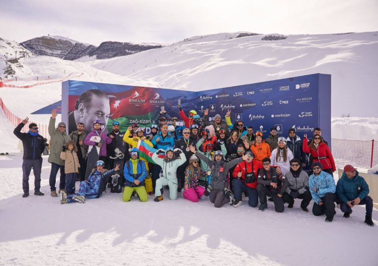 Snoubord üzrə Heydər Əliyev Kubokunun qalibləri mükafatlandırılıb