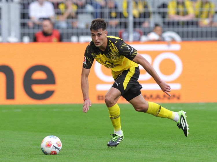 "Çelsi" müdafiəçini vaxtından əvvəl geri qaytardı