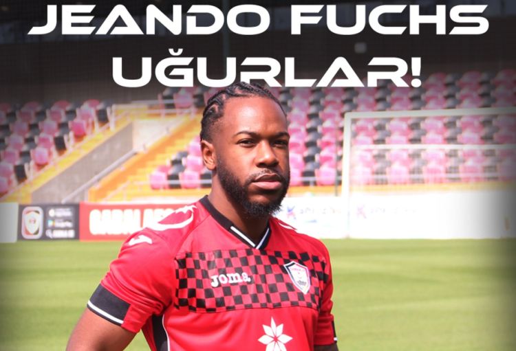 “Qəbələ” kamerunlu futbolçu ilə yollarını ayırıb