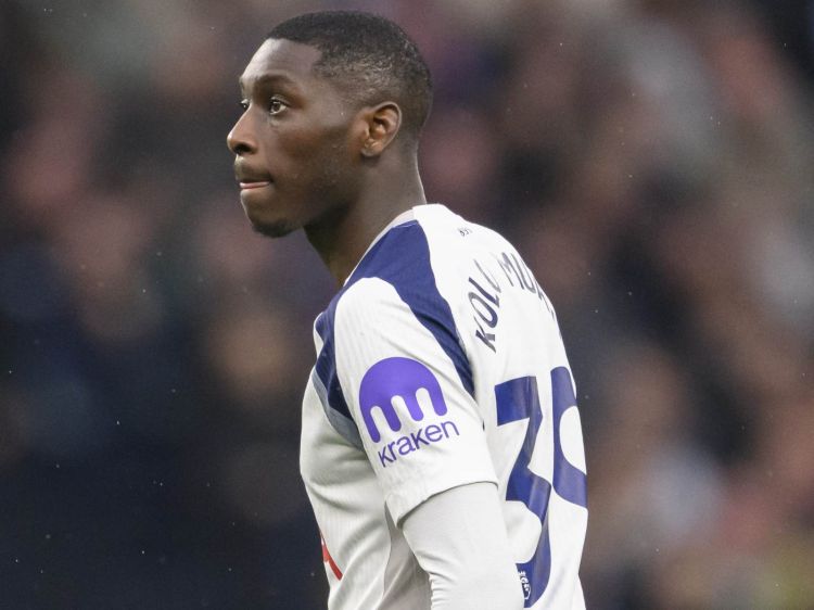 "Tottenhem"in iki oyunçusu avtomobil qəzasına düşüb