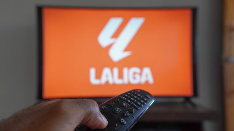 La Liqadan qalmaqallı qərar  - Pirat yayımlar barədə məlumat verənlərə ödəniş