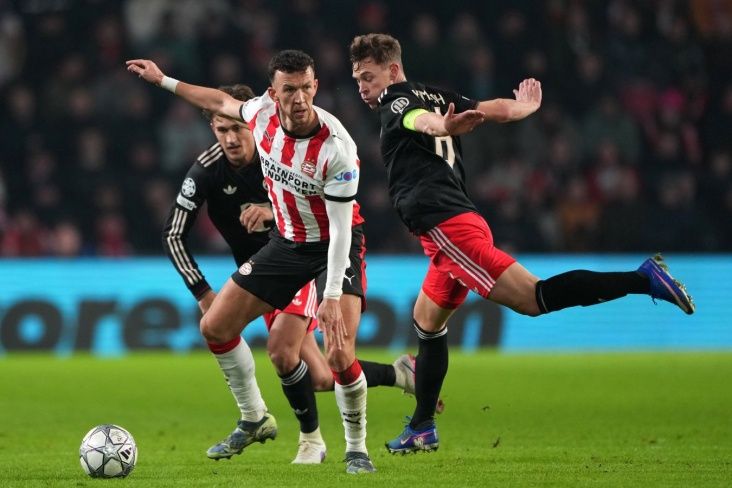  “Bavariya” səfərdə PSV-yə qalib gəldi