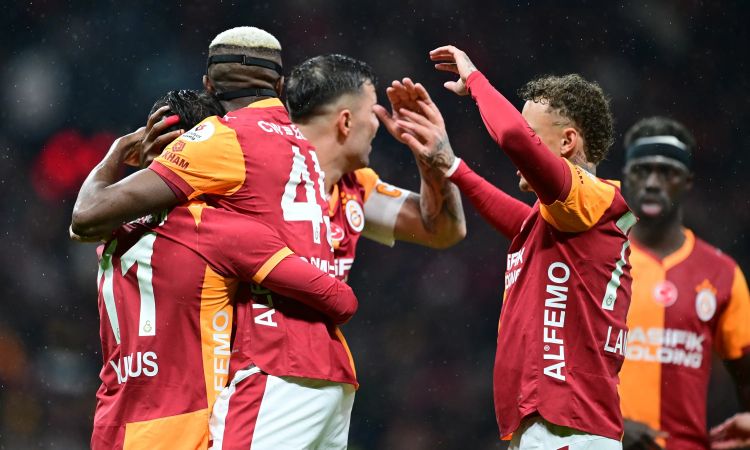 Superliqada meydan sahiblərinin günü