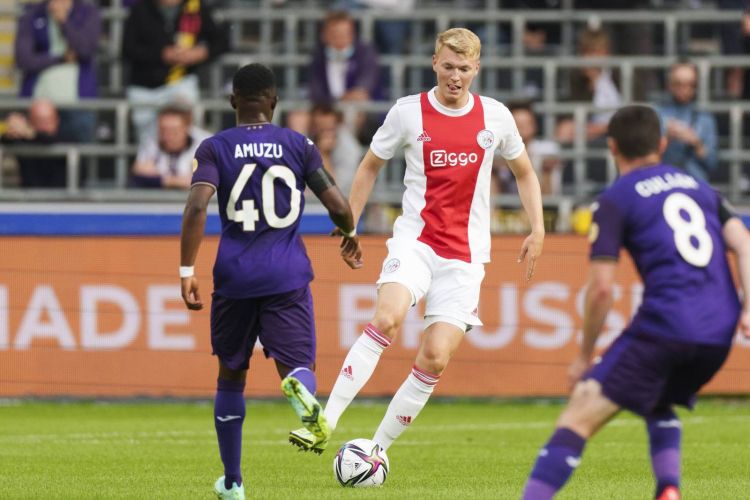  “Torino” niderlandlı futbolçu ilə yollarını ayırıb