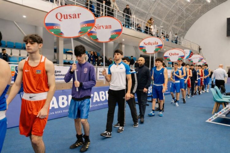 Gənc boksçular arasında Azərbaycan çempionatı start götürüb