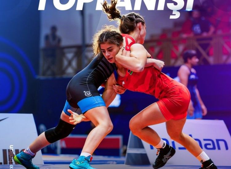 Qadın güləşi millimiz Tatabanyada beynəlxalq təlim-məşq toplanışına start verdi