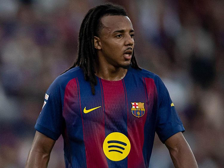 "Liverpul" "Barselona"nın müdafiəçisini transfer etmək istəyir