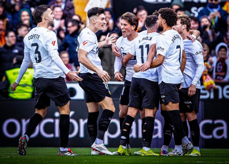 “Valensiya” XXI əsrdə ən zəif mövsümünü yaşayır