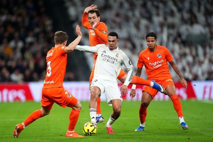 “Real Madrid” evdə “Real Sosyedad”ı darmadağın etdi