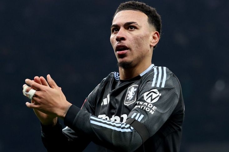 “Liverpul” “Aston Villa”nın oyunçusunu istəyir