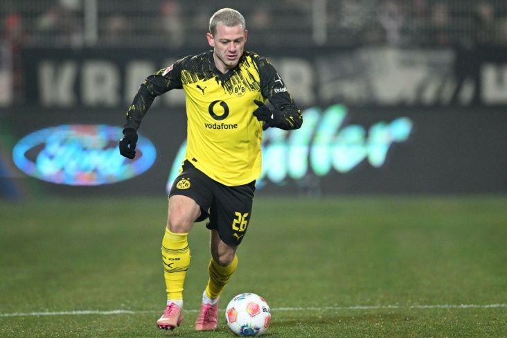 "Mançester Yunayted" də norveçli futbolçu üçün mübarizəyə qoşuldu