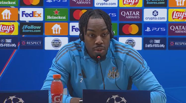 “Qarabağ” müsbət mənada qeyri-adi komandadır”