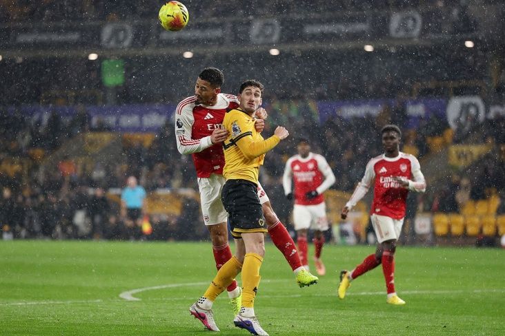 "Arsenal" yenə xal itirdi