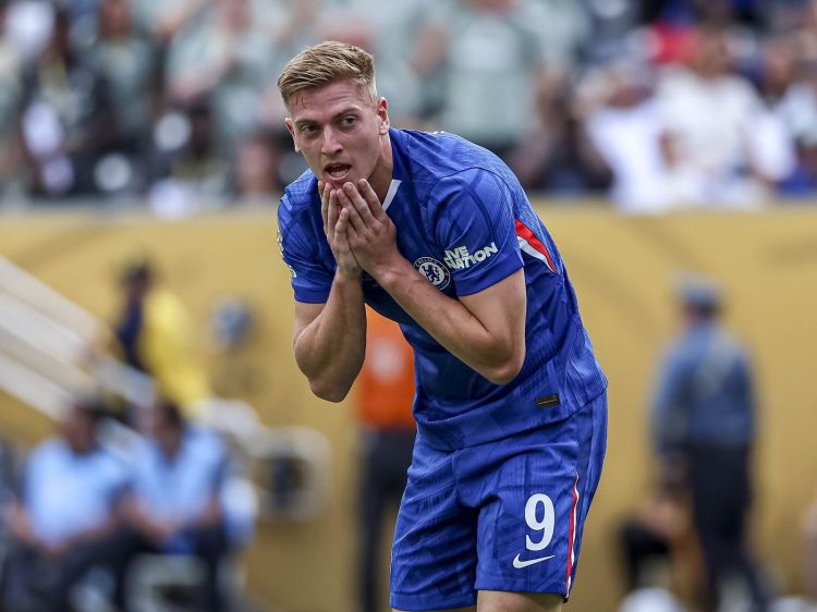 “Çelsi” bu hücumçunu satmağa hazırdır   - Ancaq yayda