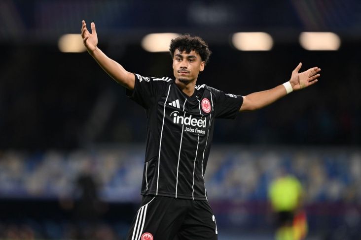 "Mançester Siti" və "Barselona" bu müdafiəçini istəyir