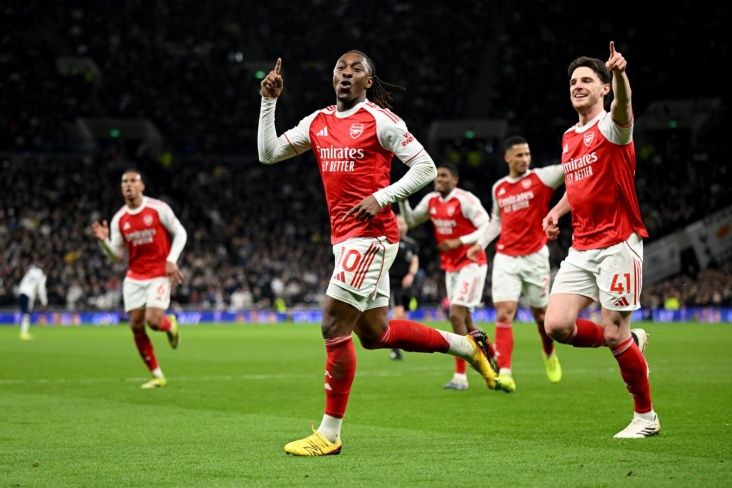 "Arsenal" səfərdə  "Tottenhem"i darmadağın etdi