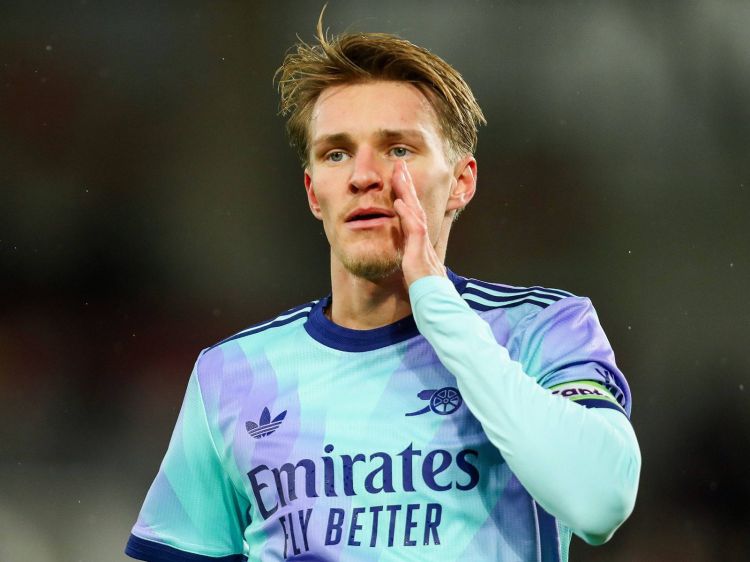  Odeqard “Arsenal”dan ayrılmağa qərar verib