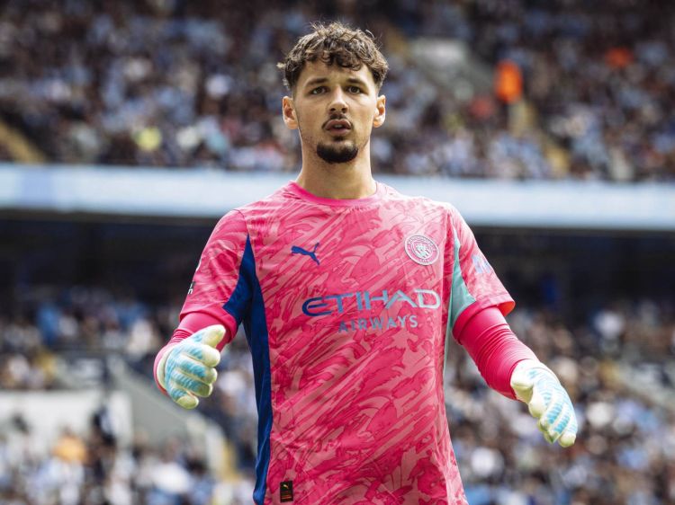 "Aston Villa" ingilis uğrunda mübarizədə liderdir