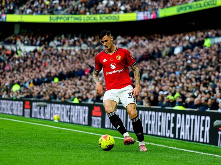 Şeşko “Mançester Yunayted”in fevralın ən yaxşı futbolçusu oldu