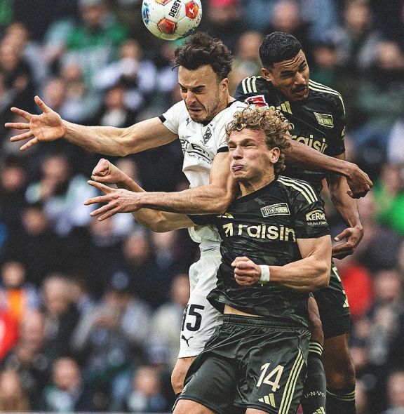 “Borussiya”ya bir qol bəs etdi