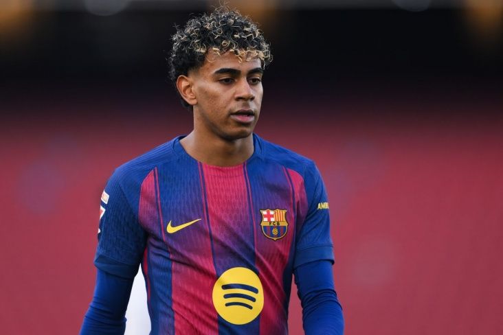 19 yaşına çatmadan 25 qol həddini keçən ilk oyunçu oldu