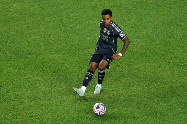 “Liverpul” Salahın əvəzinə onu transfer edəcək