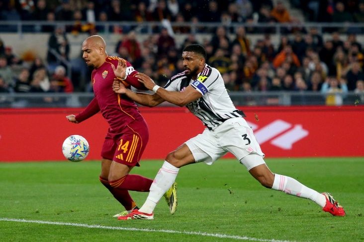 "Roma" evdə "Yuventus"la heç-heçə etdi