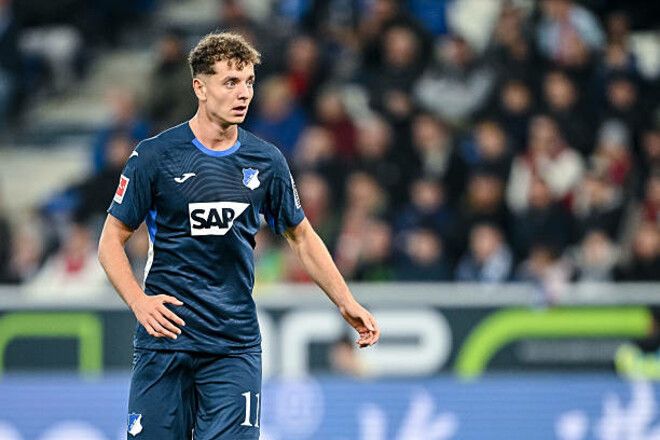 “Barselona” Kosovo millisinin hücumçusunu transfer etmək istəyir