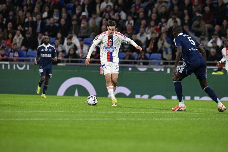 "Lion" evdə xal itirdi 