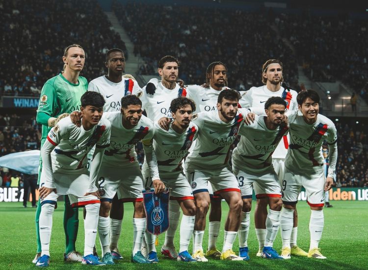 PSJ 2025/2026 mövsümü üçün beşinci oyun formasını təqdim etdi - FOTOLAR