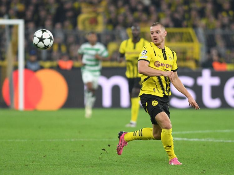 "Mançester Yunayted" və "Nyukasl" "Borussiya Dortmund"un müdafiəçisini hədəfə alıblar