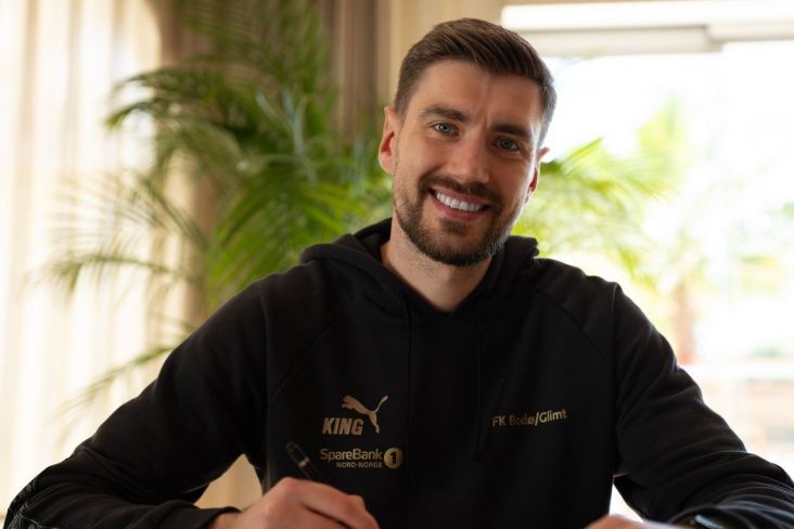 "Budyo Qlimt" rusiyalı qapıçısı ilə bağlı qərarını verdi