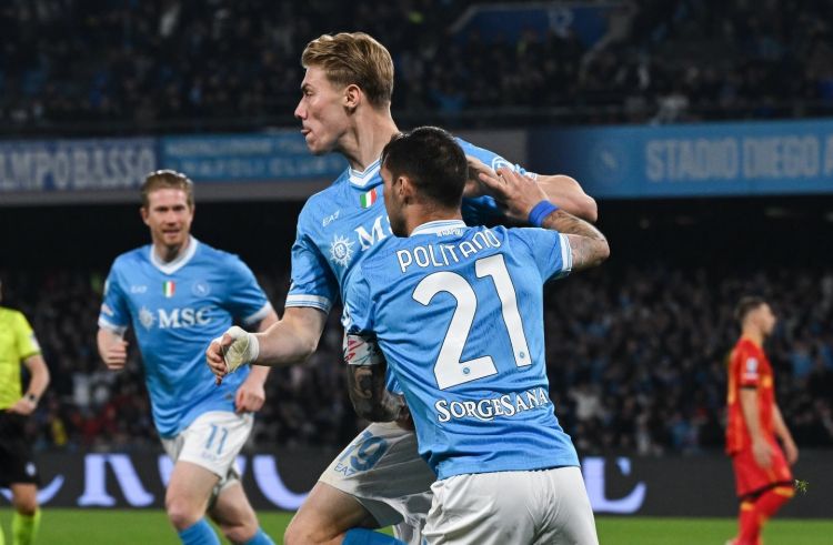  "Napoli"dən çətin qələbə