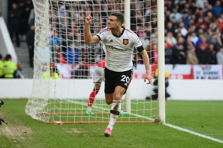 "Real" "Mançester Yunayted"in müdafiəçisini hədəfə alıb