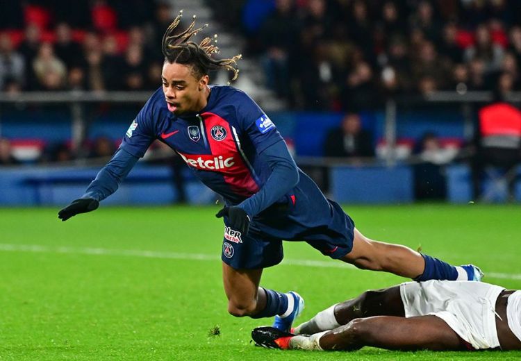 PSJ-nin futbolçusu sıradan çıxıb