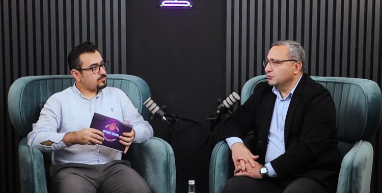 "2 aya 4-cü hakim kimi fəaliyyətə başladım"  - VİDEO