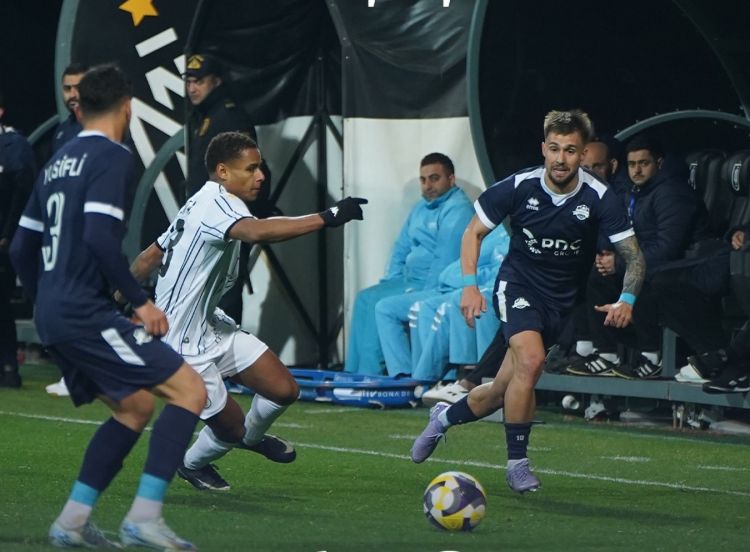 “Neftçi” “İmişli”ni darmadağın etdi