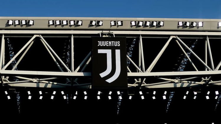 "Yuventus" "Mançester Siti"nin ən yaxşı ulduzlarından birini heyətinə qatmaq istəyir