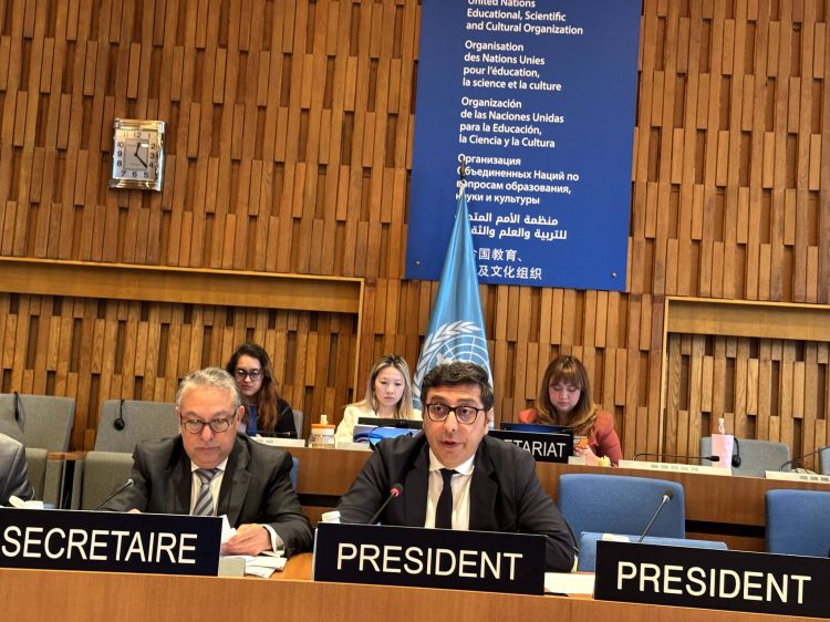 Fərid Qayıbov UNESCO-da COP10 Bürosunun iclasına sədrlik edib