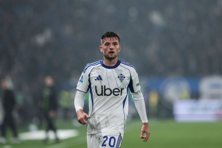 “Komo” xorvatiyalı yarımmüdafiəçisini itirə bilər