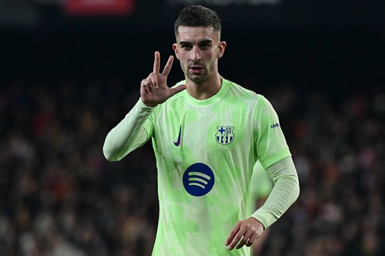 "Mançester Yunayted" "Mançester Siti"nin keçmiş hücumçusuna təklif göndərib