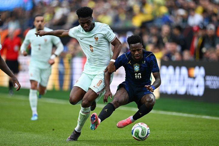 “Real”ın futbolçusu yoldaşlıq oyununda zədələndi