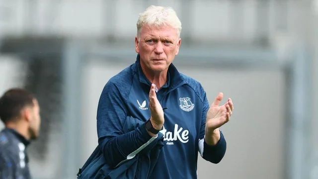 "Everton" Moyesin müqaviləsini uzatmaq istəyir