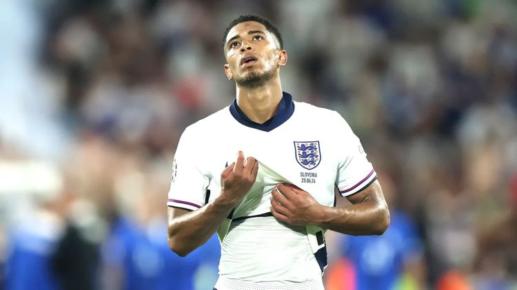 "Bellinqem İngiltərə millisində aparıcı fiqura çevrilməlidir"