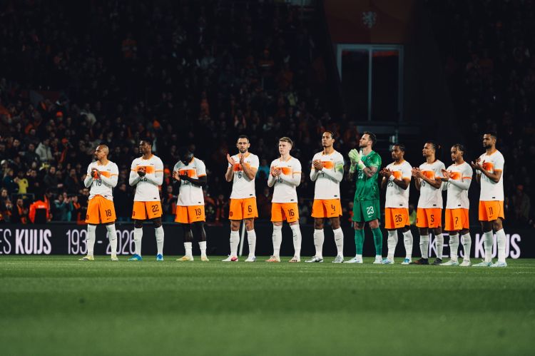 Niderland Ekvadorla heç-heçə etdi