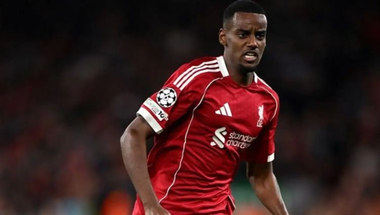 İsak meydanlara qayıdır