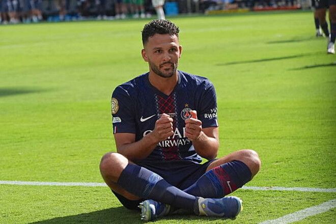 "Nyukasl"ın hədəfində portuqaliyalı futbolçu var