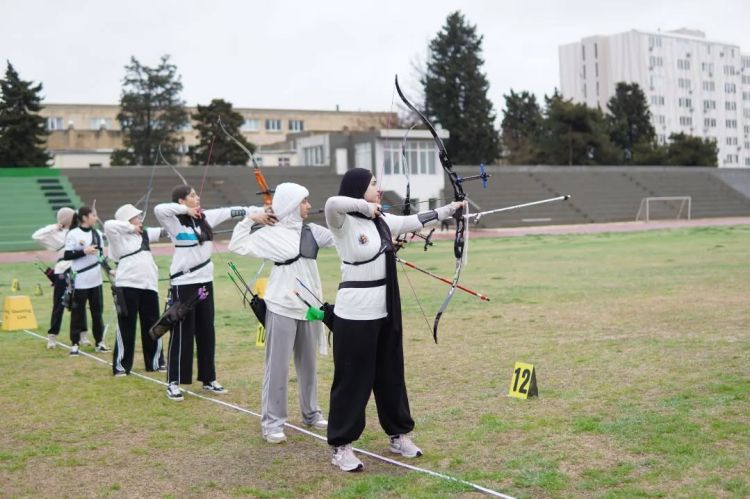 Kamandan oxatma üzrə Bakı şəhər kubokunun birinci mərhələsi başa çatıb