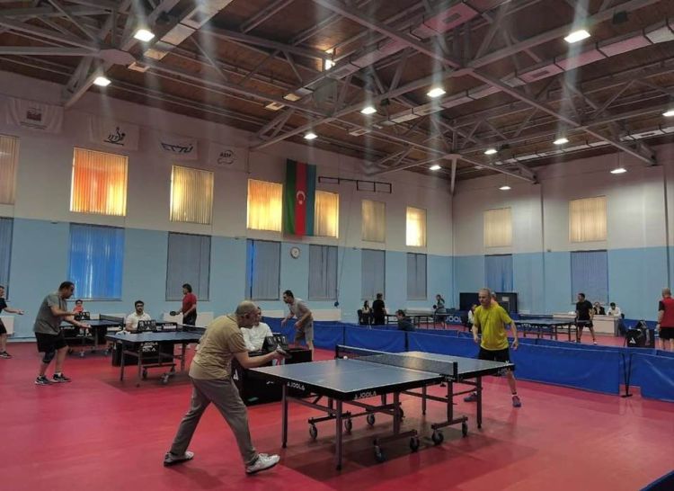 “Şüa İdman Kompleksi”ndə stolüstü tennis üzrə yarışın açılışı olub
