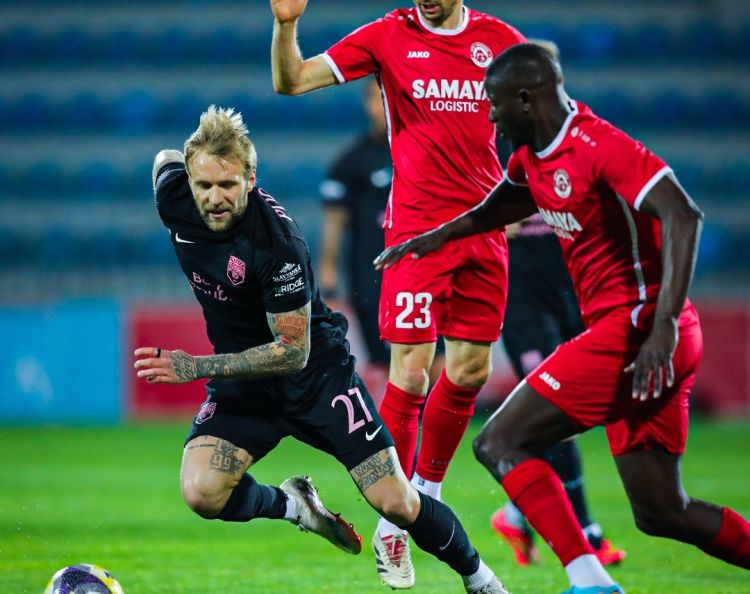 “Sabah” “Araz-Naxçıvan”ı məğlub edərək çempionluq yolunda irəlilədi